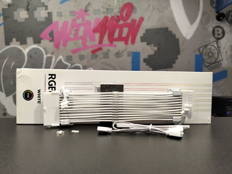 Кабель для моддинга Loving Cool 24 pin argb white