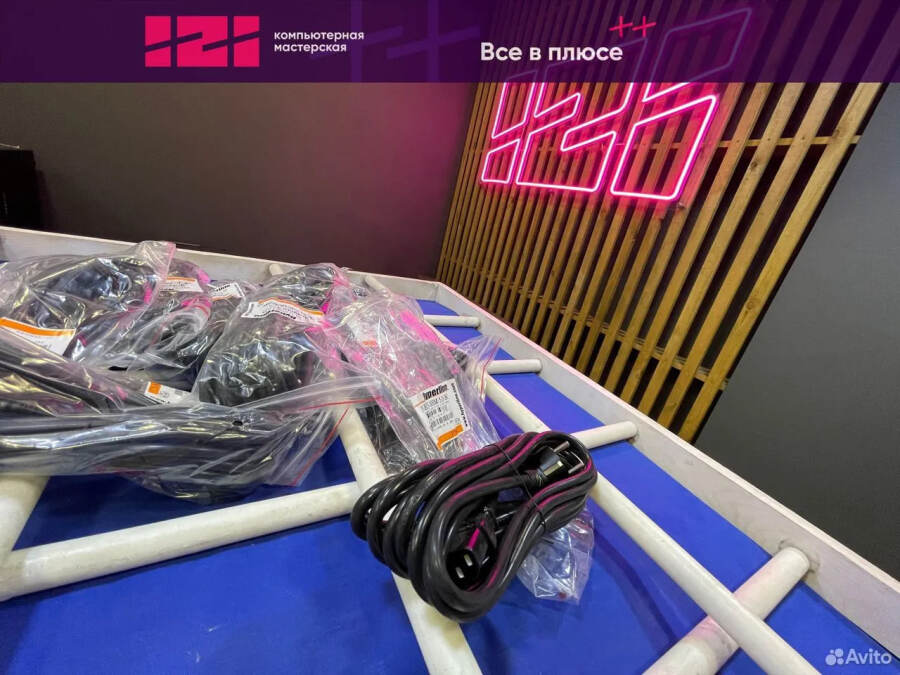 New кабель питания Hyperline PWC-IEC13-SHM-5.0-BK