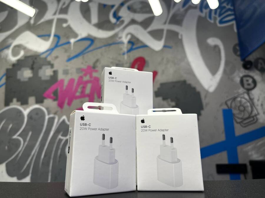 Зарядное устройство Apple  20W Type-c