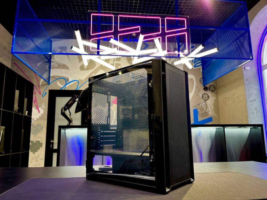 Корпус для пк LOVING COOL 900