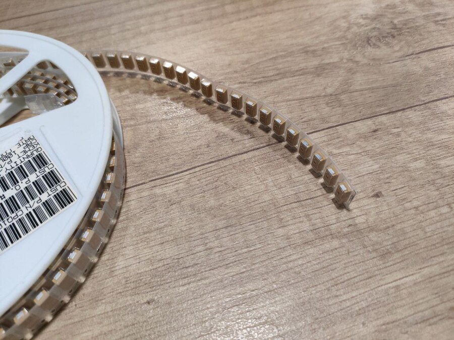 Конденсатор танталовый 100x10 "D" катушка 190шт