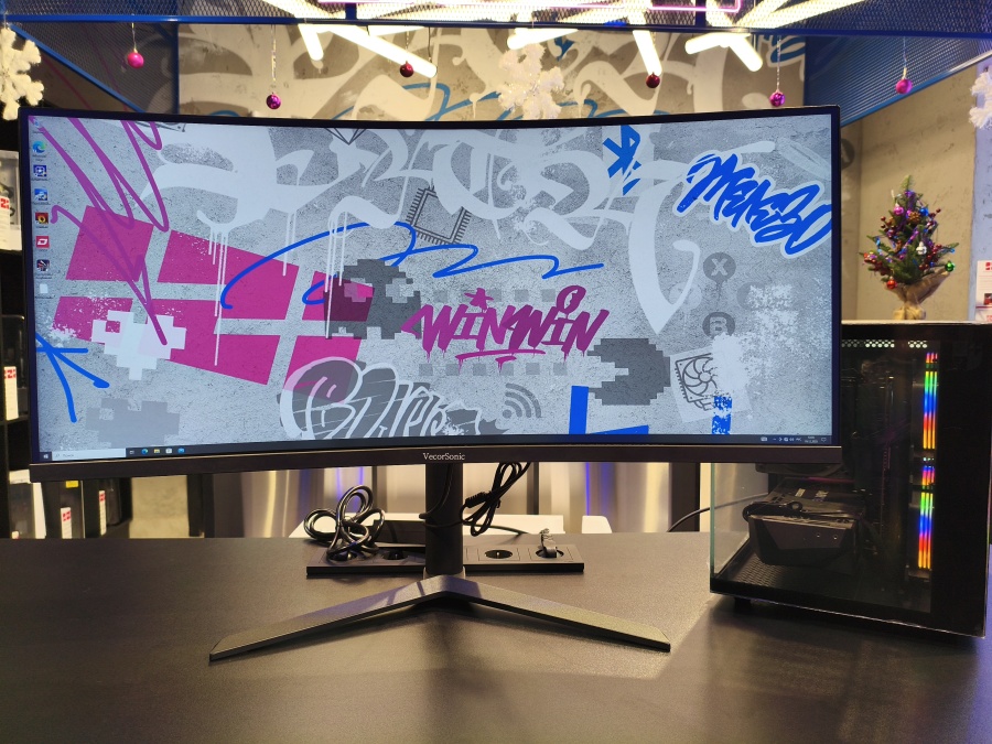 Игровой монитор 34" VecorSonic 200Гц, изогнутый