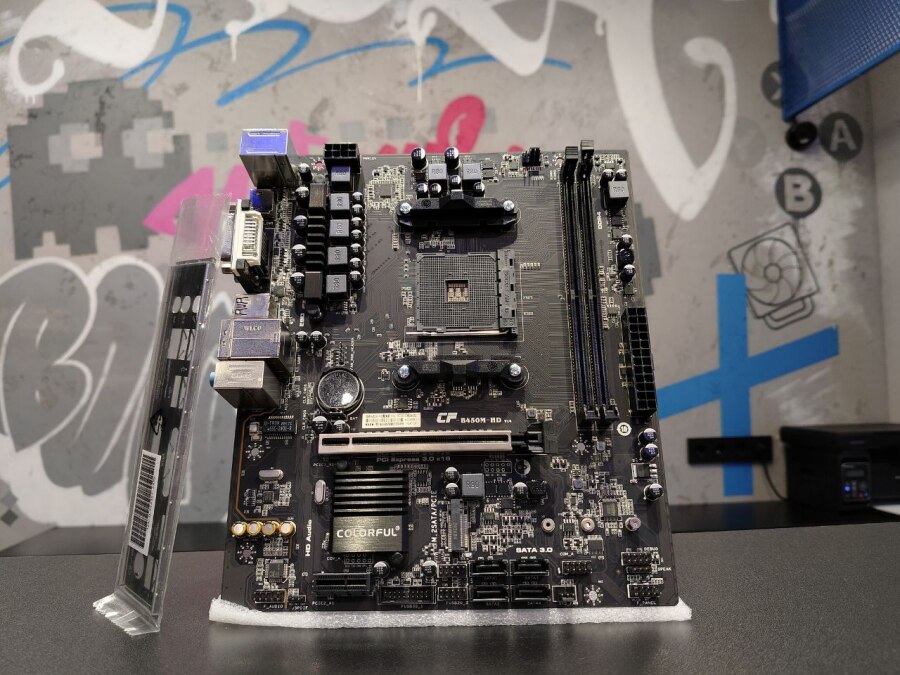 Материнская плата Colorful B450 DDR4 AM4