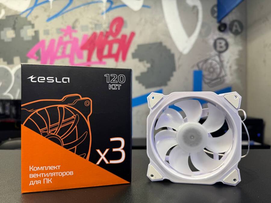 Вентилятор для корпуса TESLA (TSL-120-RW3) белый FRGB