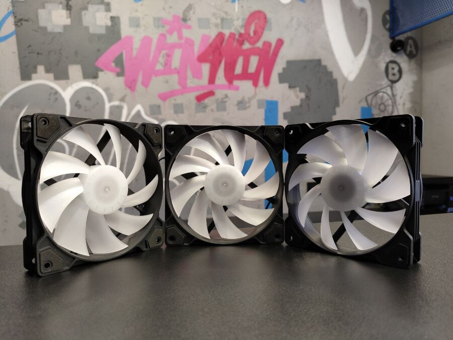Новые вентиляторы 120мм c rgb подсветкой 01