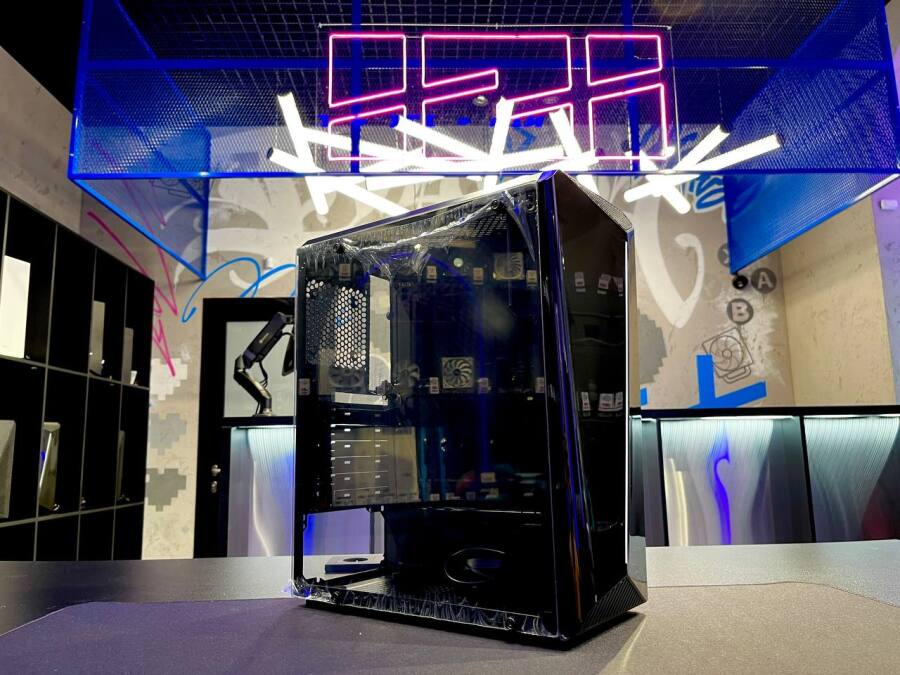 Корпус для пк LOVING COOL 530